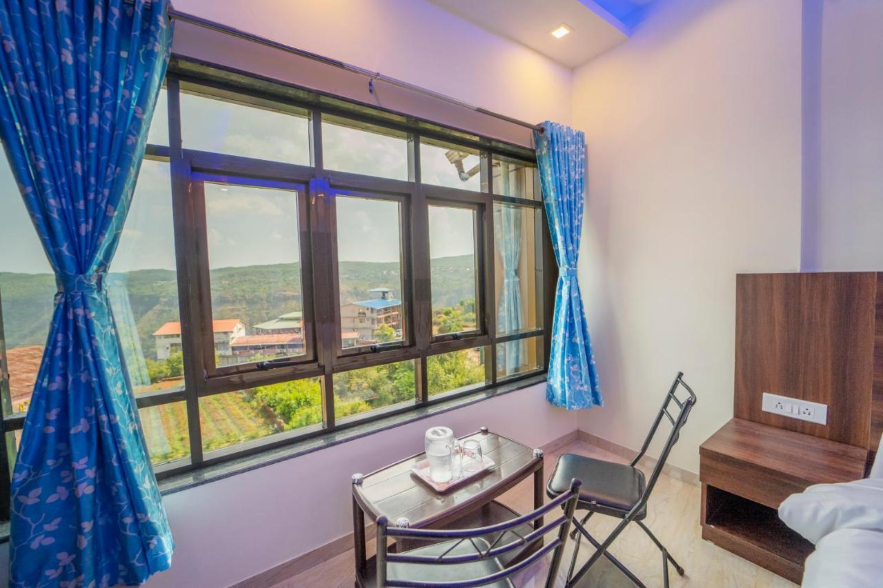 Veggies Residency & Pure Veg Restaurant Hotel Mahābaleshwar Екстериор снимка